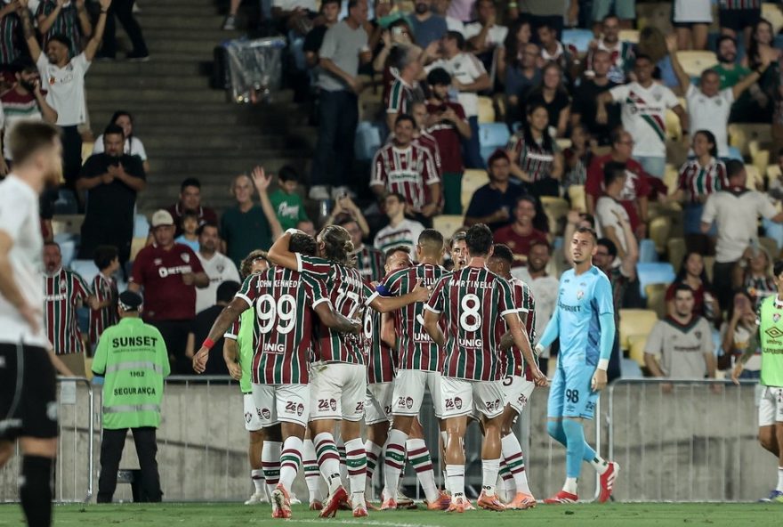 fluminense-alcanca-marca-historica-no-brasileirao-2024-com-oito-rodadas-de-antecedencia fluminense-alcanca-marca-historica-no-brasileirao-2024-com-oito-rodadas-de-antecedencia