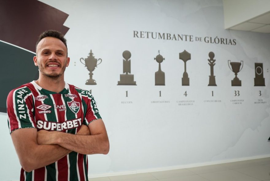 fluminense-anuncia-contratacao-de-rene2C-ex-internacional2C-para-lateral-esquerdo