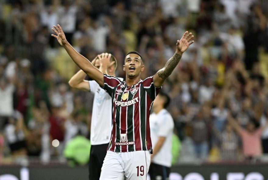 fluminense-busca-novo-centroavante-apos-a-saida-de-kaua-elias3A-saiba-mais