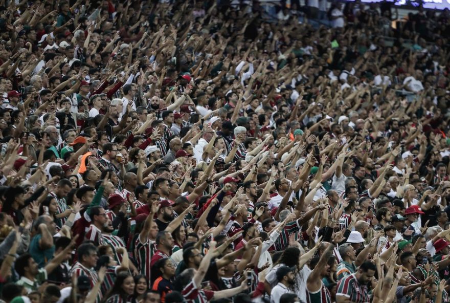 fluminense-busca-reverter-placar-contra-lanus-no-maracana-em-jogo-decisivo-pela-sul-americana