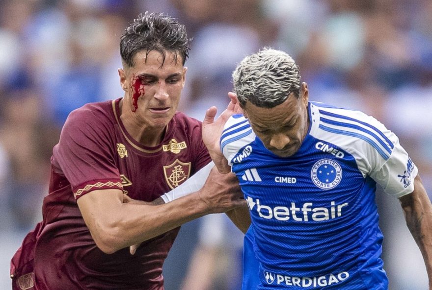 fluminense-conquista-empate-contra-cruzeiro-e-confianca-para-enfrentar-flamengo-e-palmeiras3A-analise-da-33a-rodada-do-brasileirao MG - BELO HORIZONTE - 09/11/2025 - BRASILEIRO A 2025, CRUZEIRO X FLUMINENSE - Matheus Pereira jogador do Cruzeiro durante partida contra o Fluminense no estadio Mineirao pelo campeonato Brasileiro A 2025. Foto: Fernando Moreno/AGIF