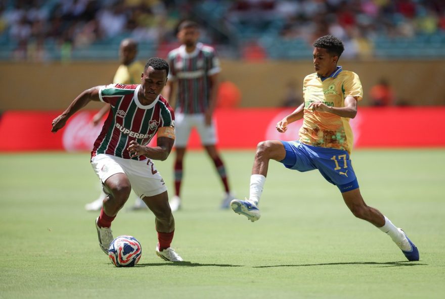 fluminense-de-arias-avanca-para-mata-mata-da-copa-do-mundo-de-clubes-20253A-confianca-no-estilo-de-jogo-para-proximos-desafios