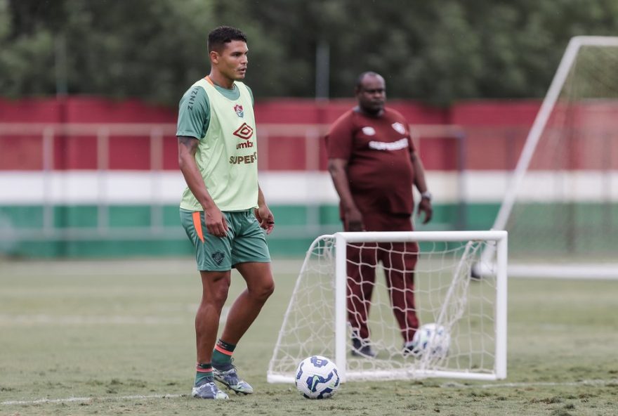 fluminense-finaliza-preparacao-para-classico-contra-o-vasco-no-brasileirao3A-thiago-silva-e-freytes-devem-retornar-ao-time-titular.-acompanhe