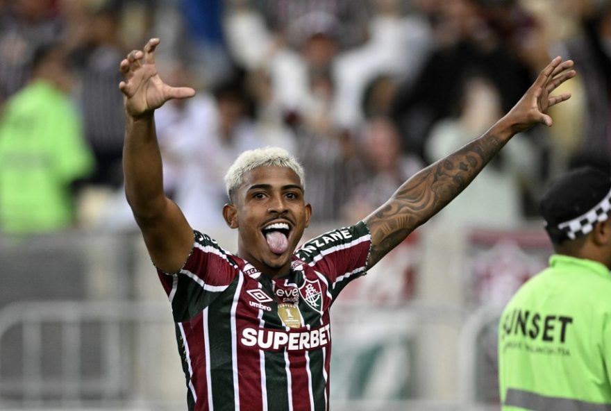 fluminense-recusa-proposta-do-shakhtar-e-john-kennedy-deseja-permanecer-no-clube