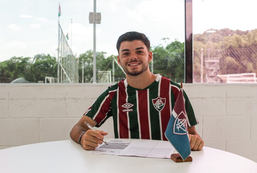 fluminense-renova-com-capitao-da-22esquadrilha-0722-e-mais-jovens-do-sub-20