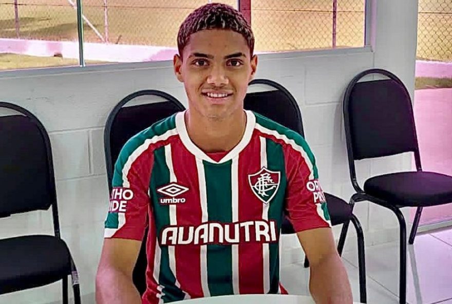 fluminense-renova-emprestimo-de-isac-martins-ate-20263A-estrategia-de-valorizacao-da-base-em-acao