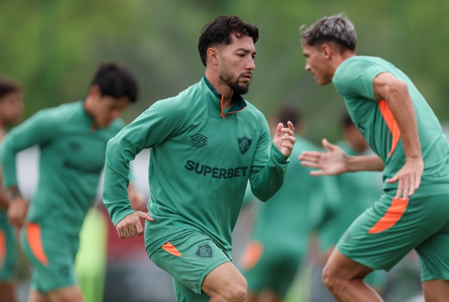 fluminense3A-lucho-acosta-de-volta-contra-o-vasco2C-com-martineli-em-destaque