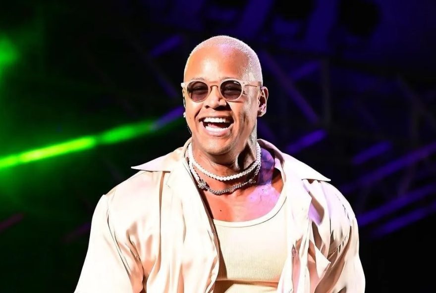 folia-goias3A-leo-santana2C-dennis-dj-e-guilherme-e-benuto-se-apresentam-gratuitamente folia-goias3A-leo-santana2C-dennis-dj-e-guilherme-e-benuto-se-apresentam-gratuitamente