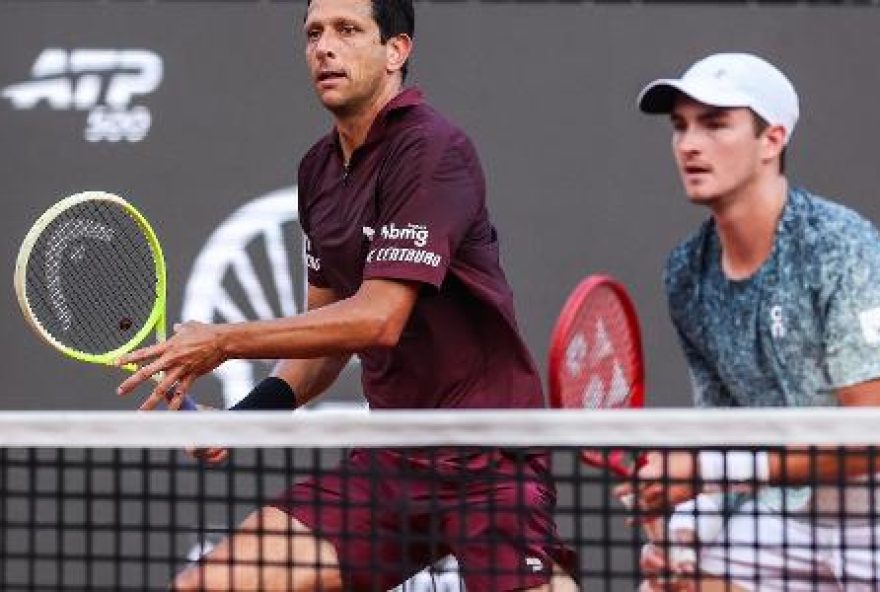 fonseca-e-melo-garantem-vaga-na-semifinal-de-duplas-do-rio-open-ao-vencerem-argentinos fonseca-e-melo-garantem-vaga-na-semifinal-de-duplas-do-rio-open-ao-vencerem-argentinos