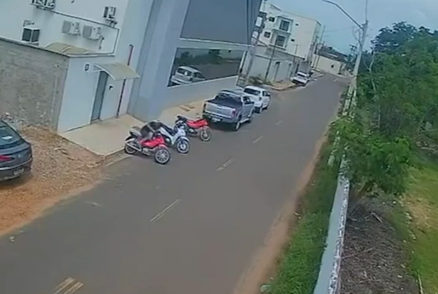 foragido-com-ficha-criminal-extensa-morre-em-confronto-com-a-policia-em-balsas foragido-com-ficha-criminal-extensa-morre-em-confronto-com-a-policia-em-balsas