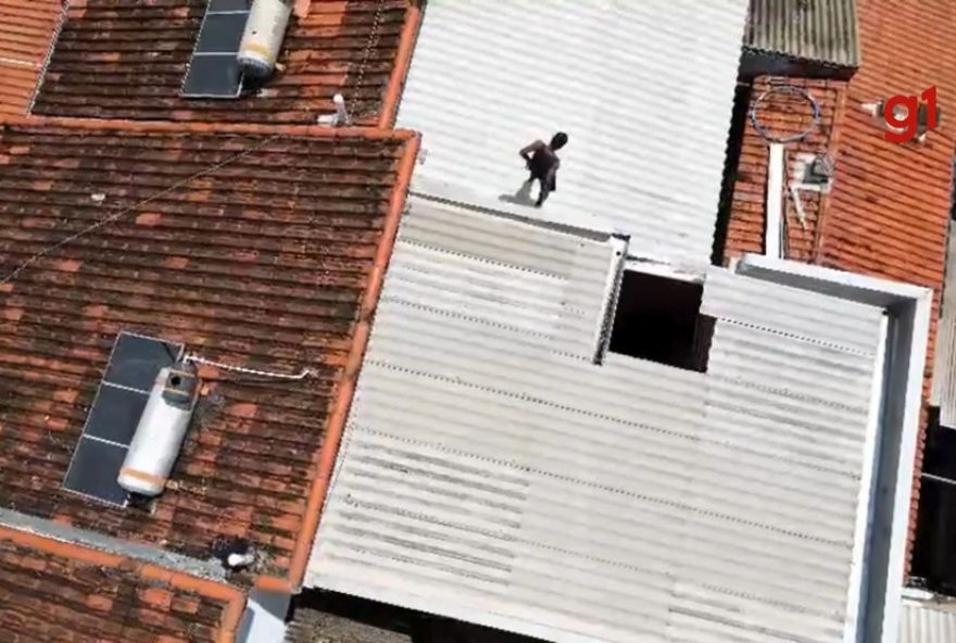 foragido-da-saidinha-de-natal-tenta-fugir-e-e-detido-em-atibaia2C-sp foragido-da-saidinha-de-natal-tenta-fugir-e-e-detido-em-atibaia2C-sp