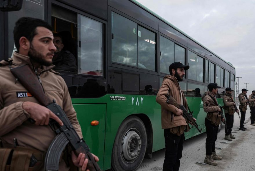 forcas-curdas-deixam-aleppo2C-siria2C-apos-combates-letais forcas-curdas-deixam-aleppo2C-siria2C-apos-combates-letais