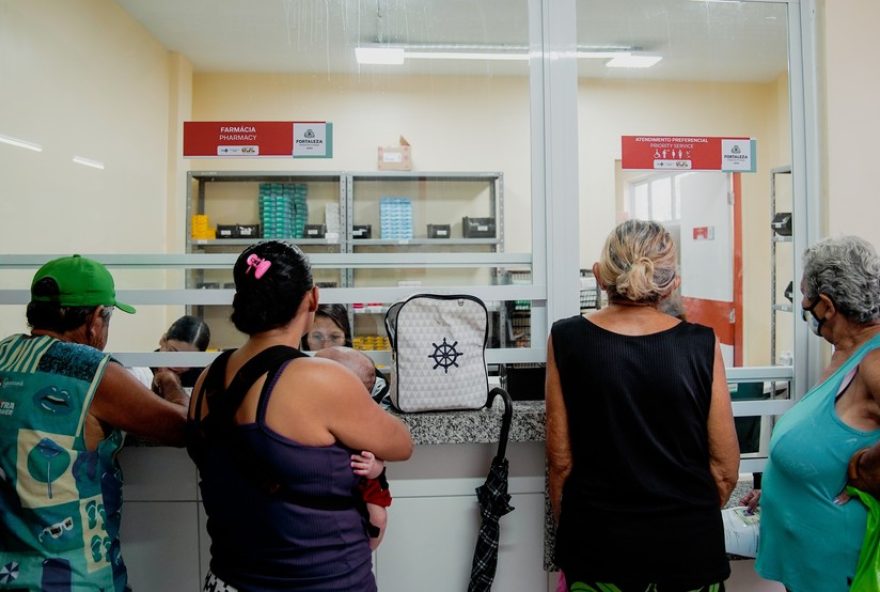 fortaleza-abre-13-postos-de-saude-para-atender-sindromes-gripais fortaleza-abre-13-postos-de-saude-para-atender-sindromes-gripais