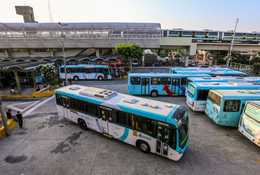 fortaleza-oferece-transporte-gratuito-e-reforca-frota-de-onibus-para-enem-2025 fortaleza-oferece-transporte-gratuito-e-reforca-frota-de-onibus-para-enem-2025