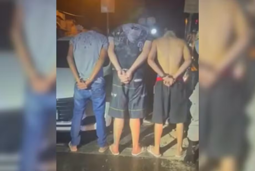 Jovem é espancado e arrastado pela rua durante briga de torcida em Anápolis