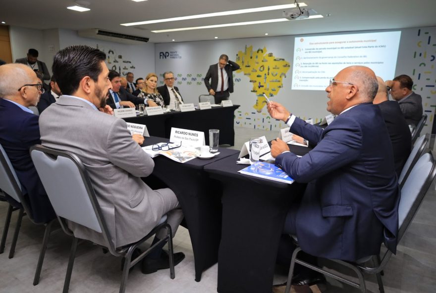 Rogério Cruz esteve em Brasília para participar do encontro da Frente Nacional de Prefeitos (FNP), que teve como tema justamente os impactos da Reforma Tributária (Foto: Foto: Reprodução/ Jackson Rodrigues)