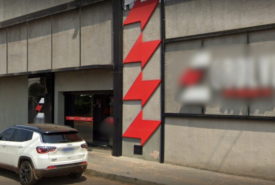 Incidente ocorreu durante treino de musculação para membros inferiores em academia de Formosa, Goiás (Foto: Reprodução)