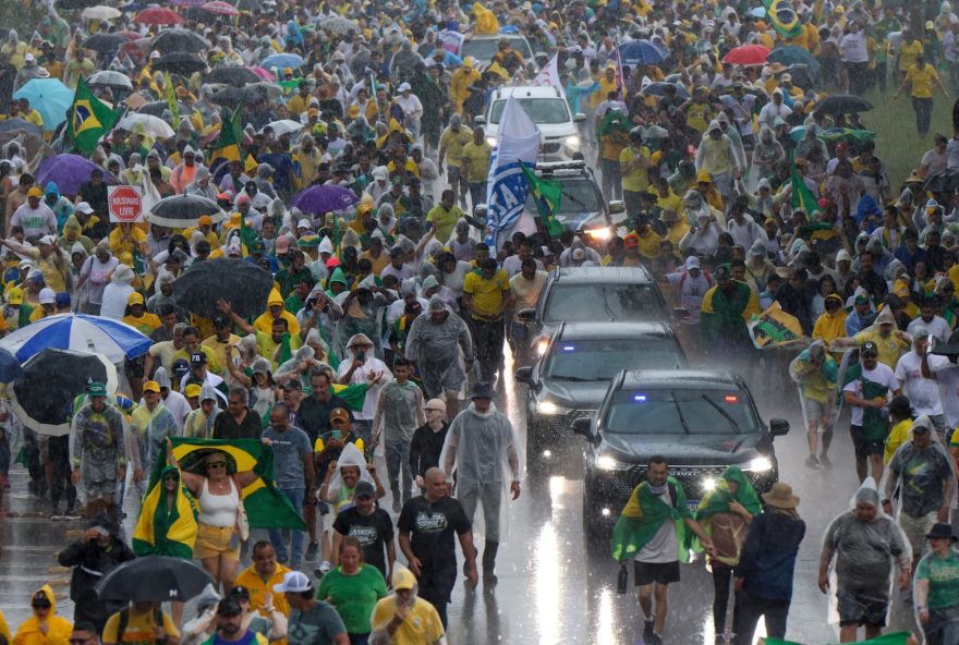 foudre-frappe-une-manifestation-pro-bolsonaro-a-brasilia2C-faisant-89-blesses foudre-frappe-une-manifestation-pro-bolsonaro-a-brasilia2C-faisant-89-blesses