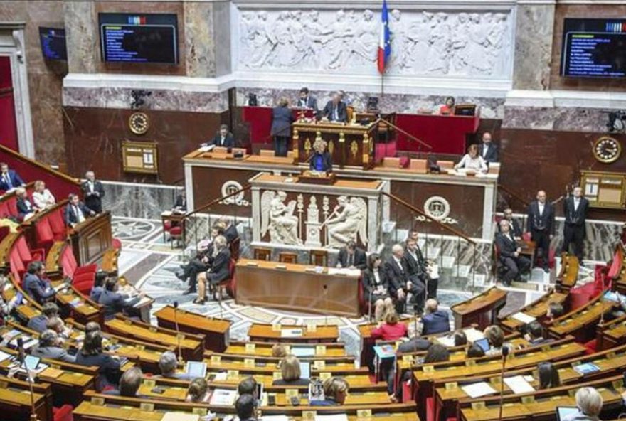 franca-aprova-projeto-para-proibir-menores-de-15-anos-nas-redes-sociais franca-aprova-projeto-para-proibir-menores-de-15-anos-nas-redes-sociais