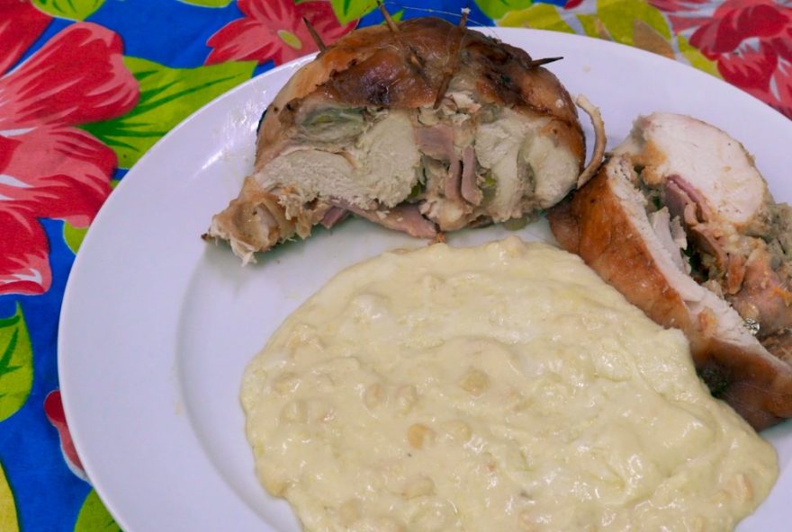 frango-desossado-e-recheado-ao-molho-de-milho-receita-deliciosa-para-festa-junina