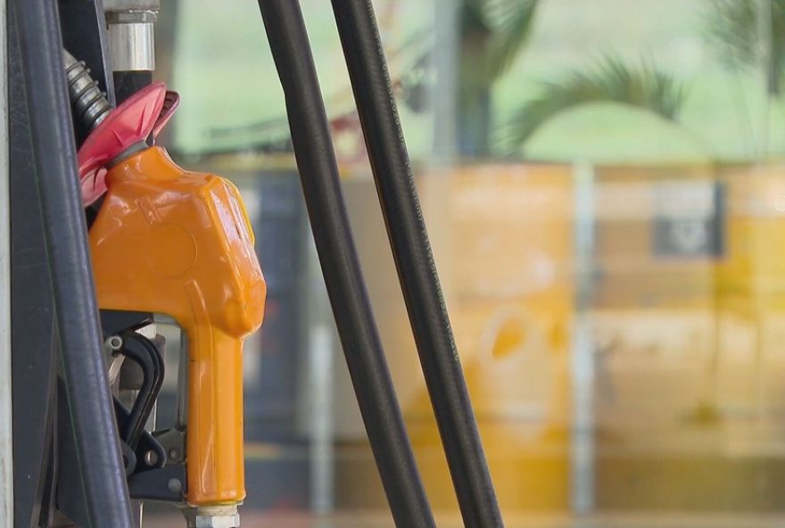 fraudes-em-bombas-de-combustiveis3A-blitz-do-inmetro-revela-esquema-nos-postos-do-df