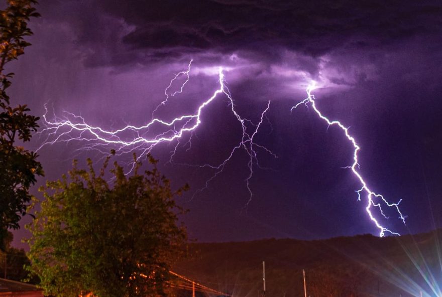 frente-fria-avanca-com-chuva-forte-e-temporais