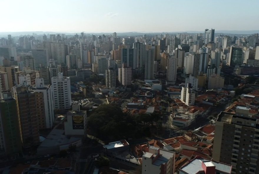 frente-fria-avancara-pelo-brasil-e-impactara-campinas3A-queda-nas-altas-temperaturas-e-aumento-das-chuvas-a-partir-de-segunda-feira