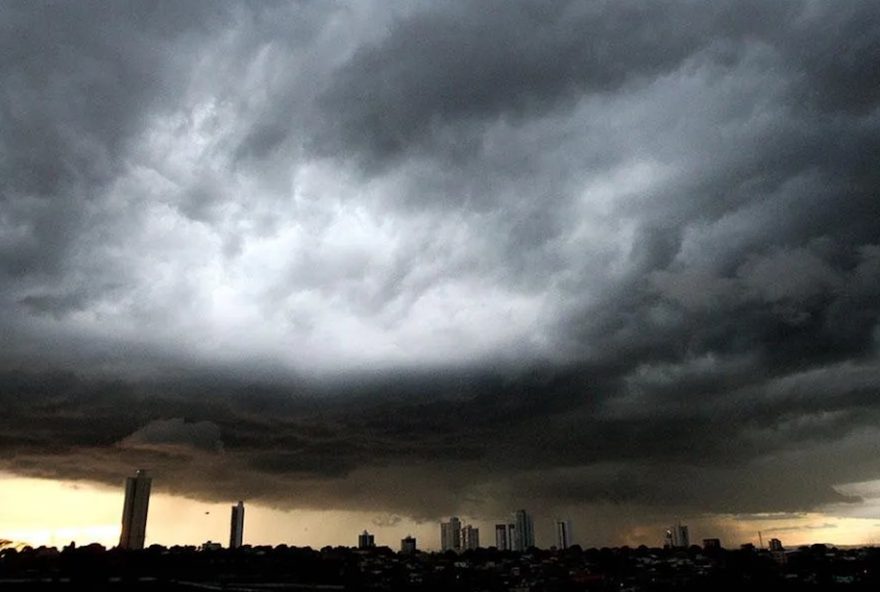 frente-fria-traz-alerta-de-tempestades-para-70-cidades-de-goias3A-previsao-do-tempo-e-cuidados-necessarios frente-fria-traz-alerta-de-tempestades-para-70-cidades-de-goias3A-previsao-do-tempo-e-cuidados-necessarios