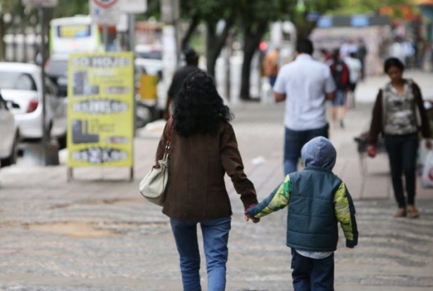 Manhãs continuam frias, pelo menos até quarta-feira (25). (Foto: Arquivo/DE)