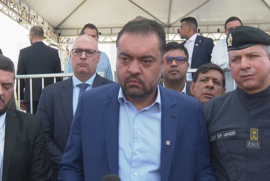 fuga-de-traficantes-na-rocinha3A-policia-evita-guerra-urbana2C-diz-governador-castro