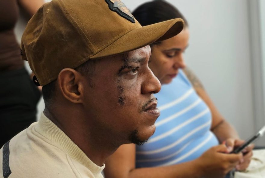 funkeiro-gugu-hawaiano-e-agredido-pela-policia-e-gera-debate-sobre-violencia-policial funkeiro-gugu-hawaiano-e-agredido-pela-policia-e-gera-debate-sobre-violencia-policial