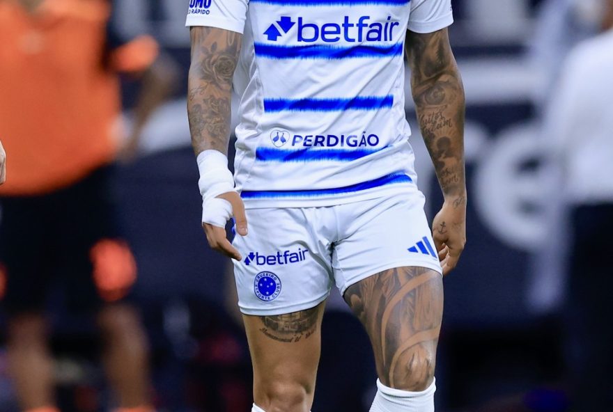 gabigol-assume-erro-em-penalti-perdido-que-custou-a-eliminacao-do-cruzeiro3A-22assumo-minha-responsabilidade22 gabigol-assume-erro-em-penalti-perdido-que-custou-a-eliminacao-do-cruzeiro3A-22assumo-minha-responsabilidade22