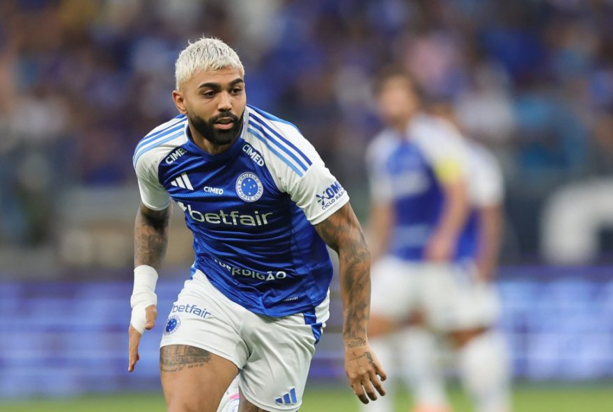 gabigol-brinca-apos-profecia-se-concretizar-e-santos-vencer-palmeiras3A-22eu-avisei22 MG - BELO HORIZONTE - 01/11/2025 - BRASILEIRO A 2025, CRUZEIRO X VITORIA - Gabriel Barbosa jogador do Cruzeiro durante partida contra o Vitoria no estadio Mineirao pelo campeonato Brasileiro A 2025. Foto: Gilson Lobo/AGIF
