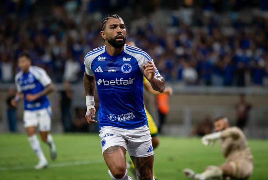 gabigol-celebra-12-anos-de-carreira-e-sucesso-no-cruzeiro3A-estatisticas-e-conquistas.-confira