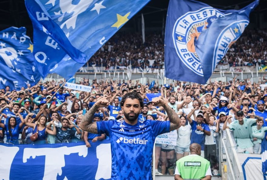 gabigol-declara-compromisso-de-coracao-e-alma-com-o-cruzeiro3A-primeira-partida-em-brasilia-prevista-para-22-de-janeiro