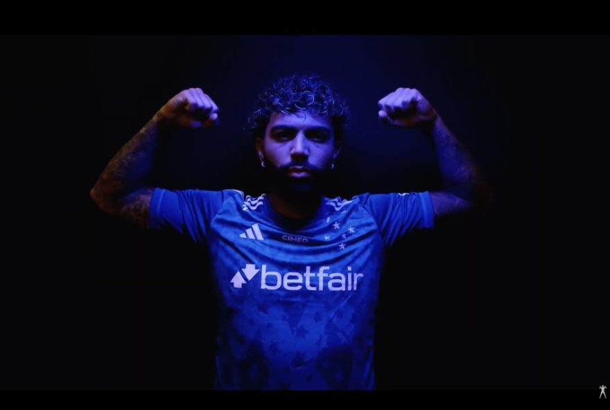 gabigol-parabeniza-cruzeiro-e-vestira-a-camisa-93A-de-anuncia-contratacao-estrela