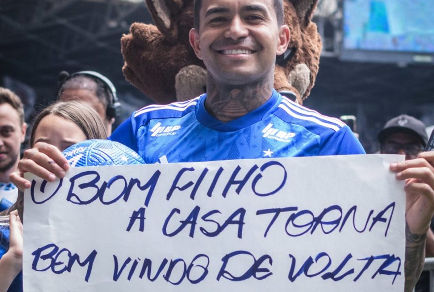 gabigol2C-dudu-e-novos-reforcos3A-emocoes-e-provocacoes-marcam-evento-no-mineirao-com-mais-de-40-mil-torcedores-apaixonados-pelo-cruzeiro