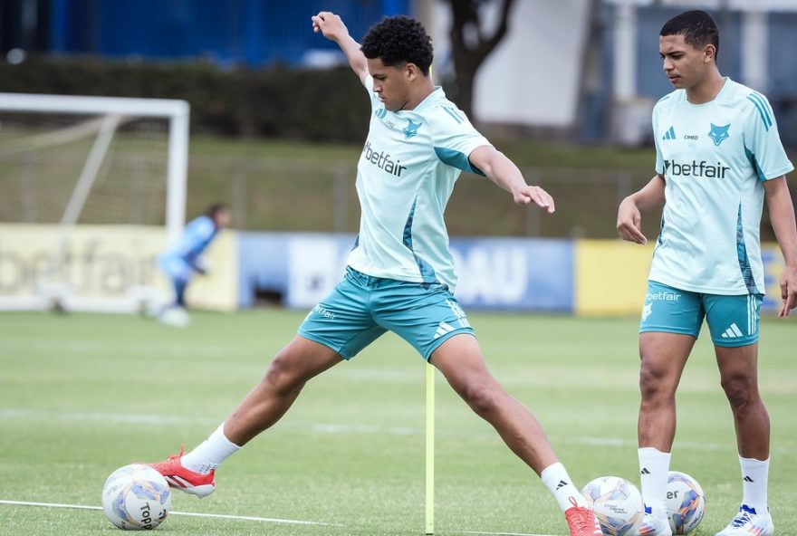 gabriel-pae-deixa-o-cruzeiro-e-retorna-ao-atletico-go-apos-transferencia-de-goleiro3A-confira-detalhes-no-ge-cruzeiro