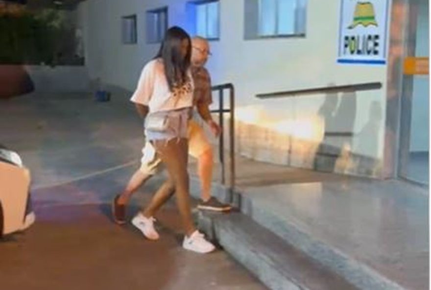 garota-do-programa-e-presa-por-dopar-e-roubar-turista-frances-em-copacabana3A-rainha-do-boa-noite2C-cinderela-cometia-crimes-ha-anos