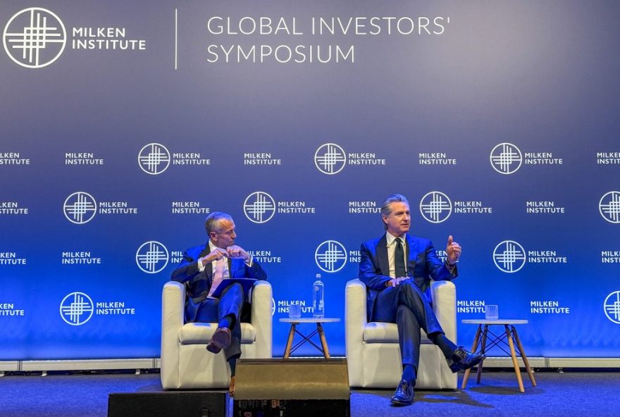 gavin-newsom-critica-ausencia-dos-eua-na-cop-30-e-destaca-lideranca-da-china-no-clima