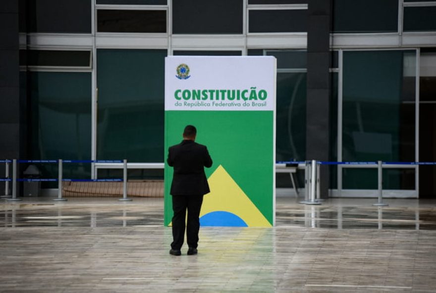 general-indiciado-da-22bicuda22-nas-quatro-linhas-da-constituicao3A-detalhes-do-discurso-radical-revelado