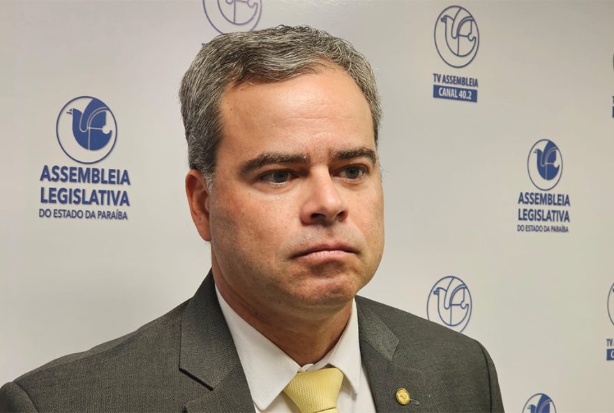 george-morais-afirma-que-crescimento-eleitoral-de-flavio-bolsonaro-impulsiona-nome-de-efraim george-morais-afirma-que-crescimento-eleitoral-de-flavio-bolsonaro-impulsiona-nome-de-efraim