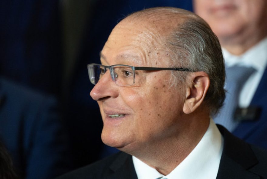 geraldo-alckmin-destaca-progresso-nas-relacoes-com-os-eua-apos-dialogo-entre-lula-e-trump