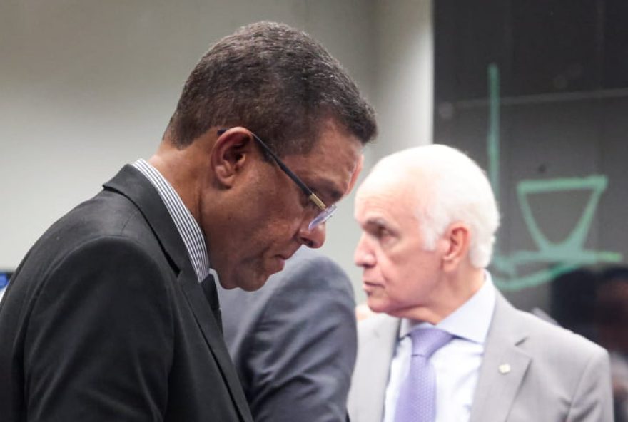 gilberto-nascimento-e-eleito-presidente-da-bancada-evangelica-em-eleicao-disputada