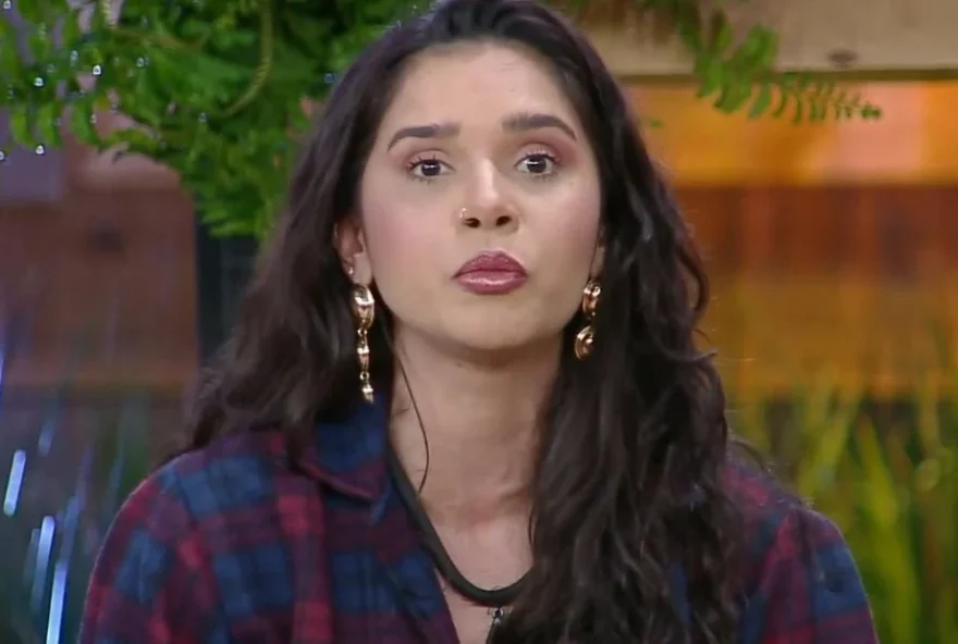 gizelly-bicalho-aovivo-record-afazenda_fixed_large