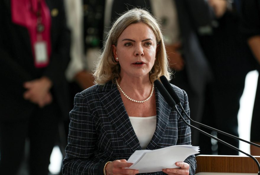 gleisi-acusa-direita-de-usar-seguranca-como-palanque-eleitoral gleisi-acusa-direita-de-usar-seguranca-como-palanque-eleitoral