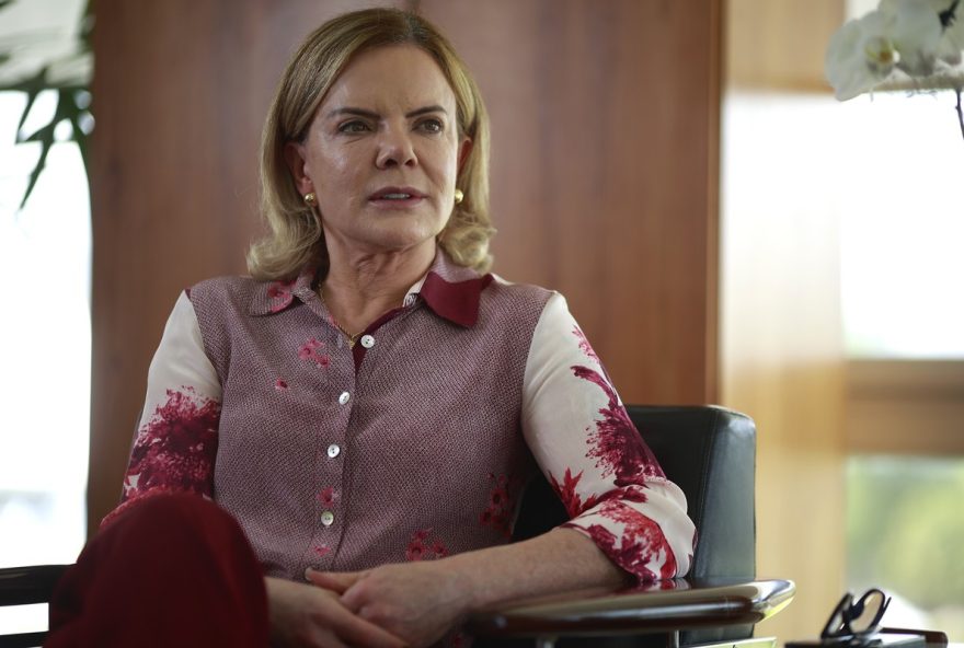 gleisi-afirma-que-lula-pediu-empenho-a-ministros-para-aprovar-pec-da-seguranca-e-projeto-antifaccao-original