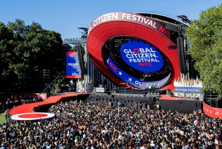 global-citizen-amazonia3A-anitta2C-seu-jorge-e-chris-martin-unidos-pela-acao-climatica-em-belem