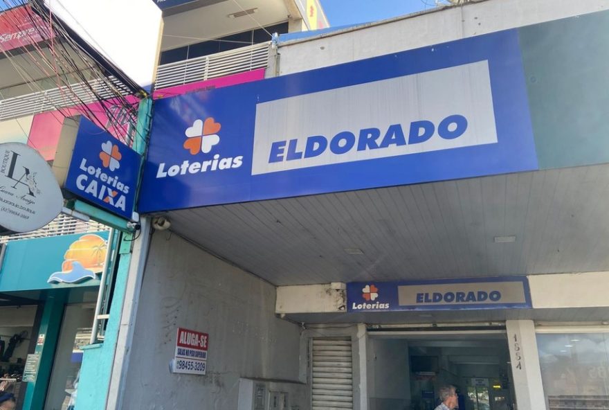 goiania3A-ganhadores-da-mega-sena-resgatam-premio-de-r24-51-milhoes