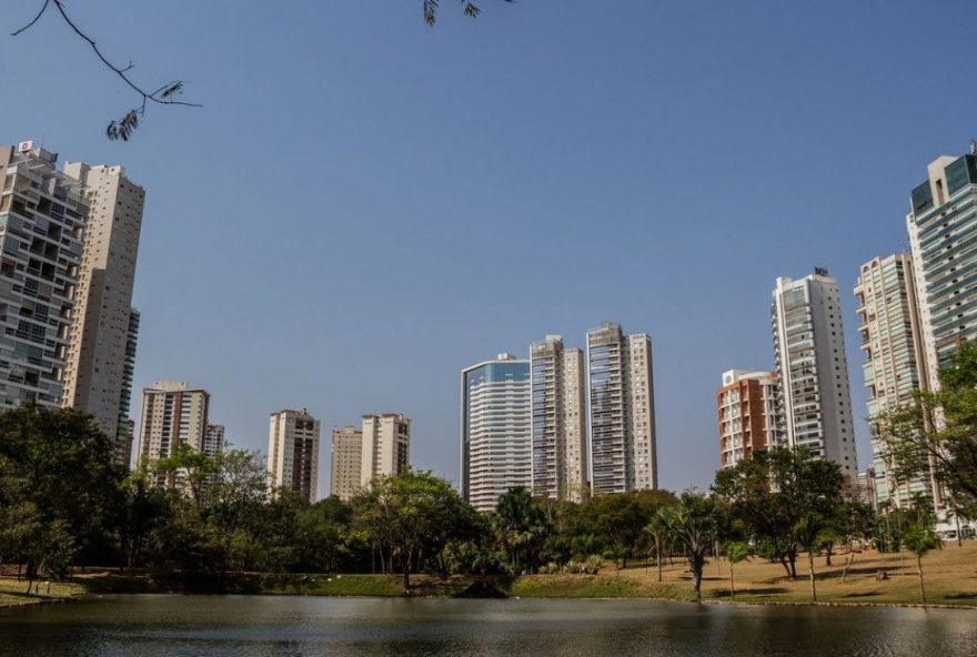 Sindibares entra na Justiça para rever preço do IPTU cobrado em Goiânia